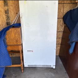 Kenmore Refrigerator 