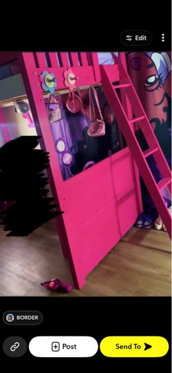 Loft pink bed