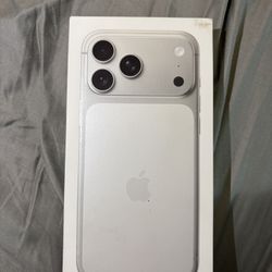 IPHONE 17 Pro Max 512gb Att Locked 
