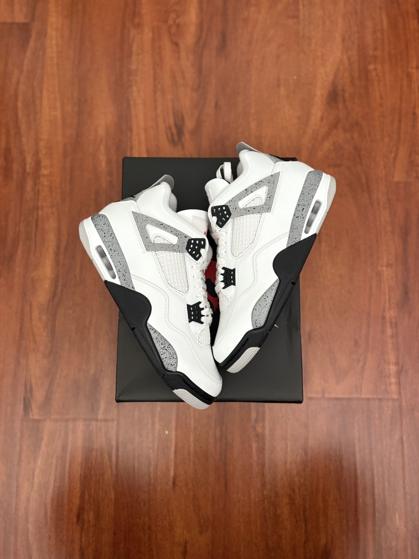 Jordan 4 White Cement Size 10-13