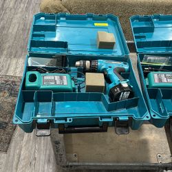 Makita Impact/Drill/Flashlight Combo Kit
