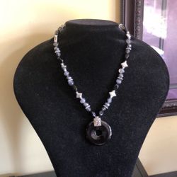 Elegant Black And Silver Necklace