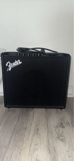 Fender Mustang LT25
