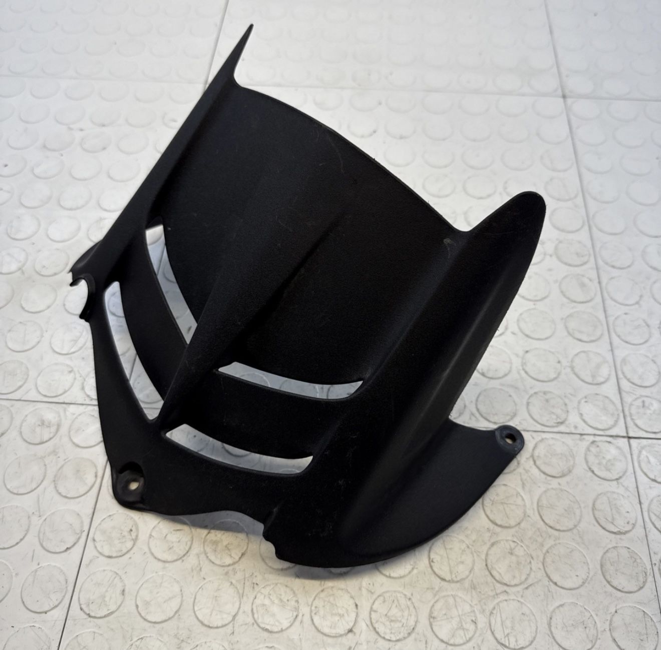 KAWASAKI NINJA ZX6R 09-21 REAR BACK WHEEL TIRE HUGGER FENDER OEM 