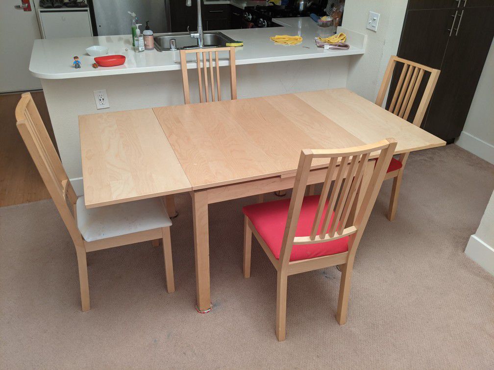 Ikea Extendable Dining Table and 4 Chairs