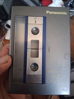 Panasonic RQ-KJ1 vintage walkman cassette player