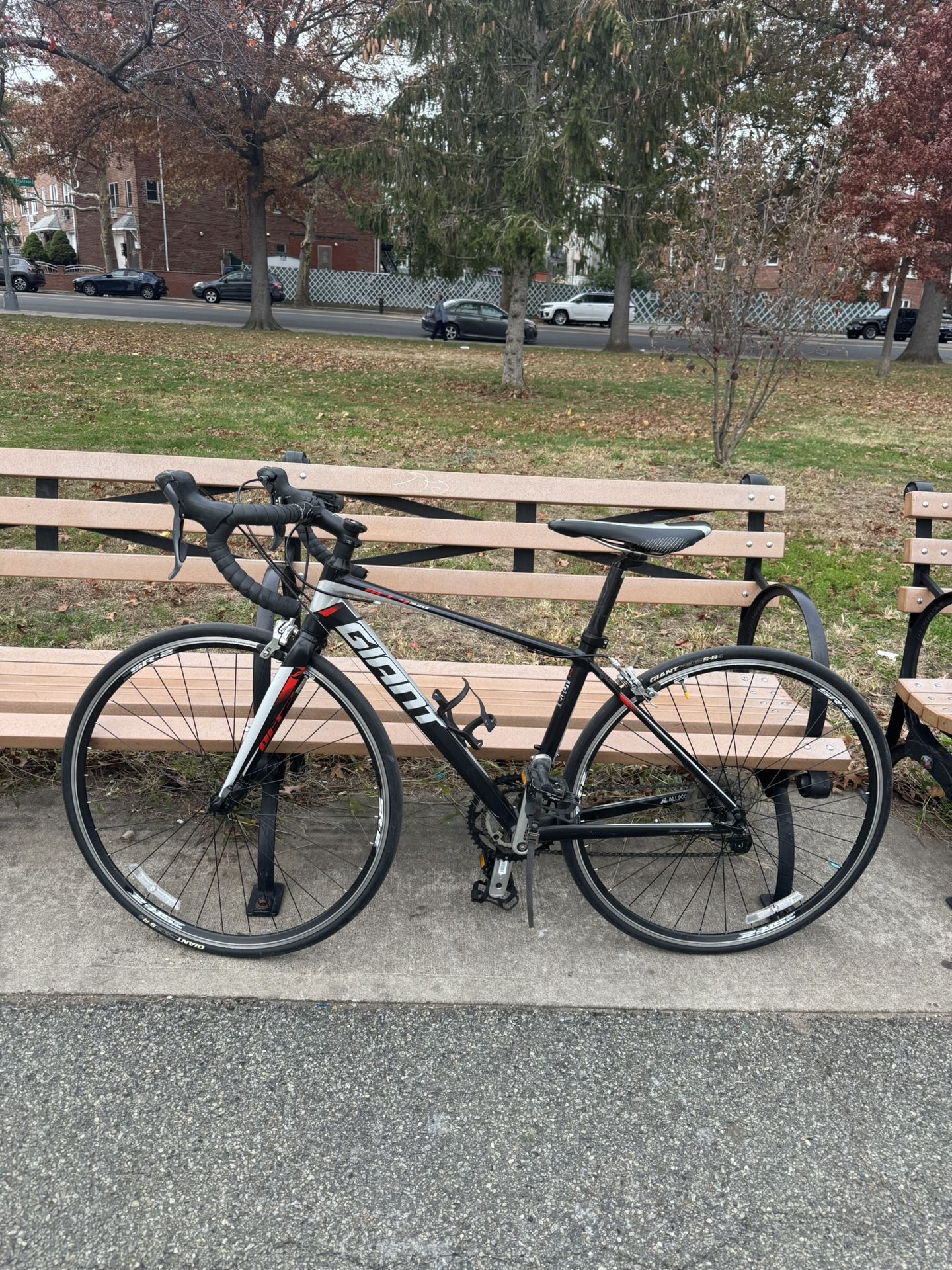 Giant Defy 5 – XS Size 🚴♂️