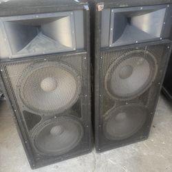 Yamaha Speaker 215