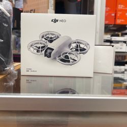 DJI Neo Combo Bundle
