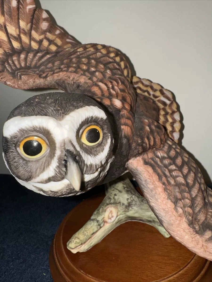 1990 FRANKLIN MINT THE SPECTACLED OWL