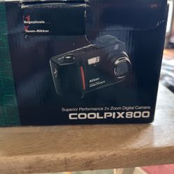 Nikon COOLPIX 800