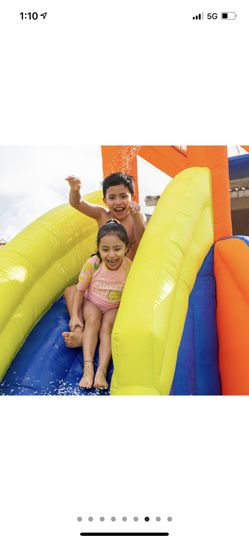 New In Box My First Splash 'n Slide combines the fun of climbing, sliding and water play for your kids. Made with puncture- and UV-resistant materials