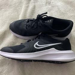 Women Nikes