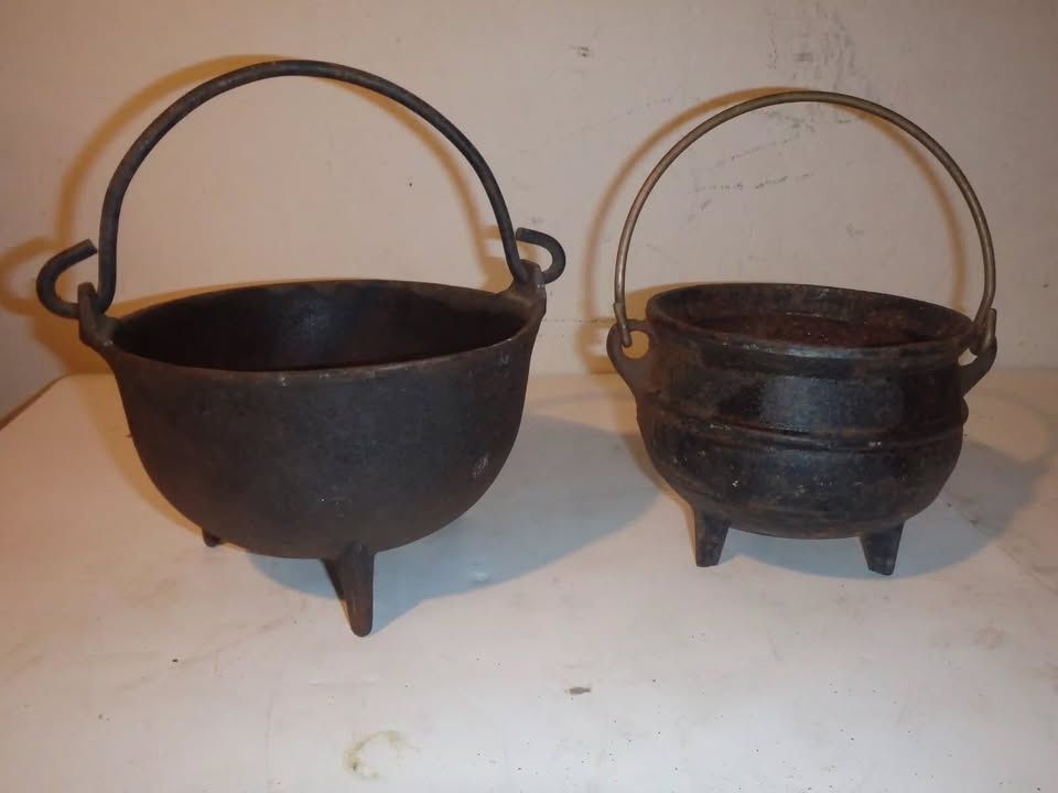 2 Antique Cast Iron Pot Cauldrons Vintage