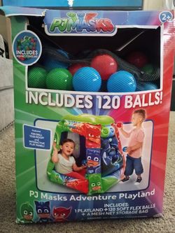 PJ Masks Adventure Playland with 120 Balls