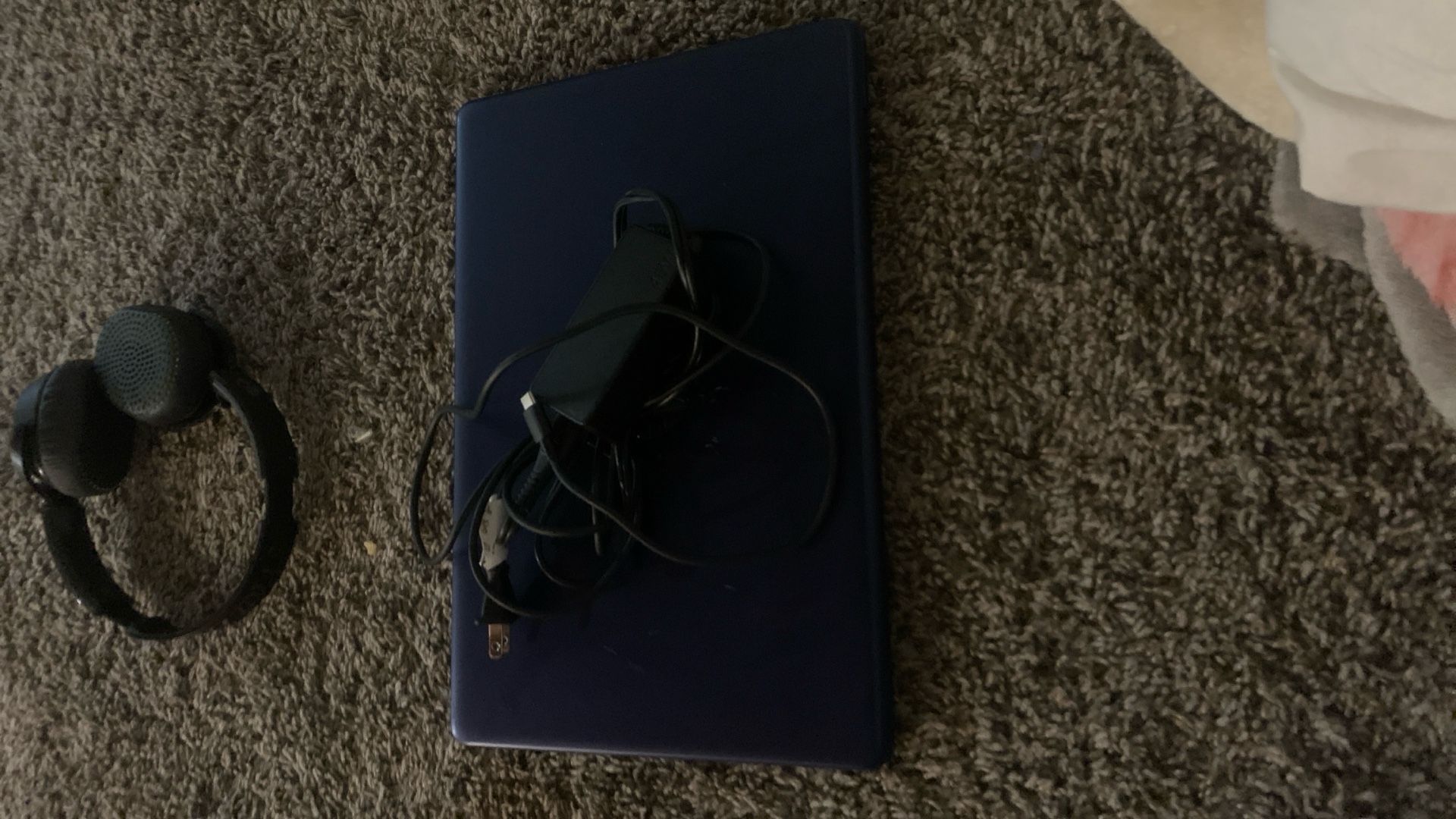 HP laptop 12 in