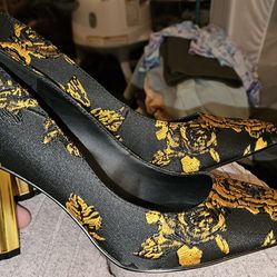 Katy perry high heels