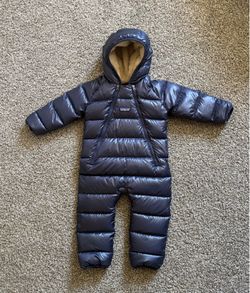 Patagonia infant down bunting/snowsuit