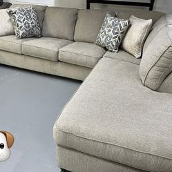 Fecelle Putty Sectionals Sofas Couchs with Chaise 