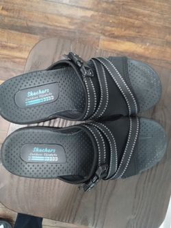 Sketchers women's sandals