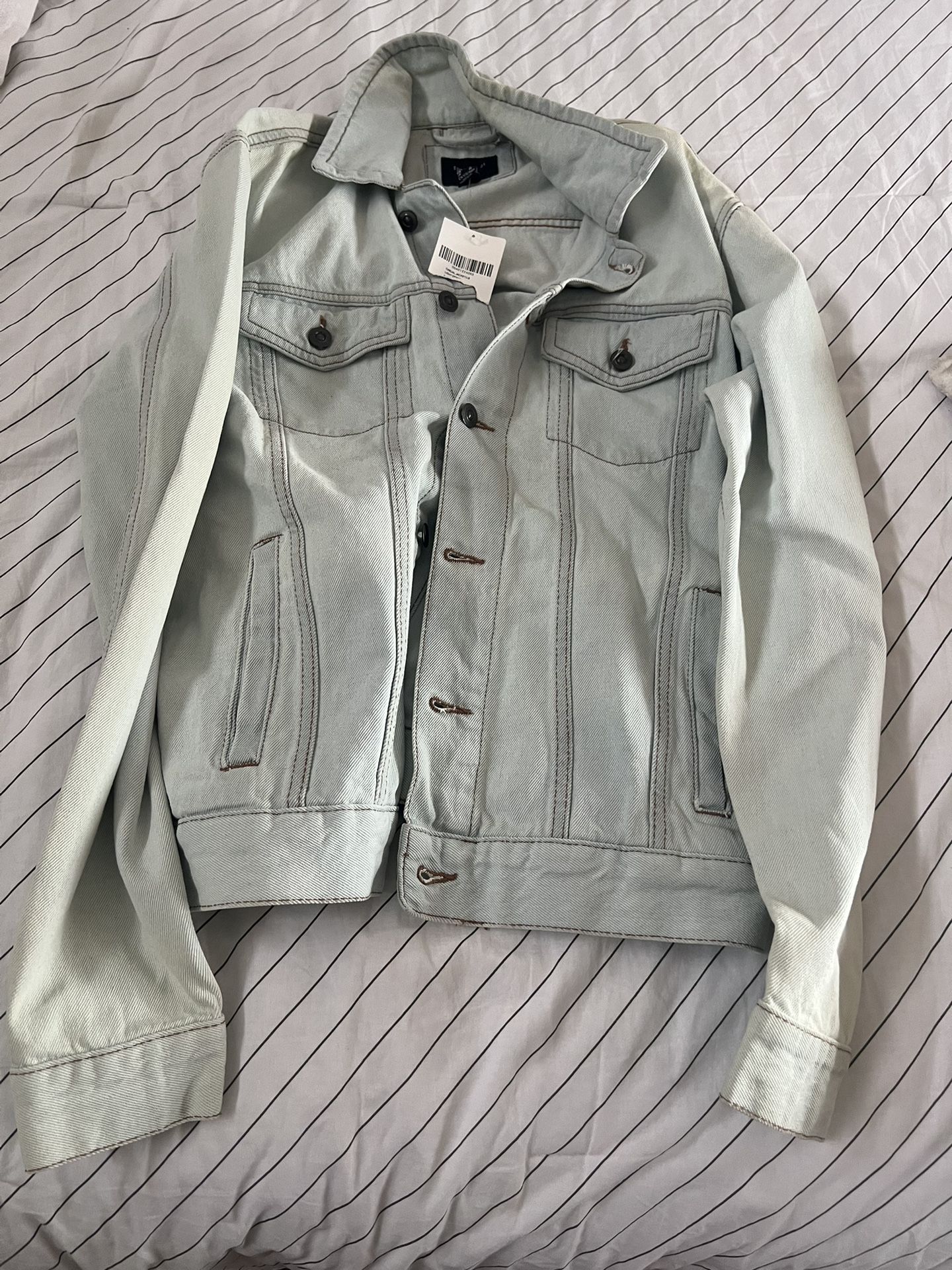 Forever 21 men’s medium jean jacket