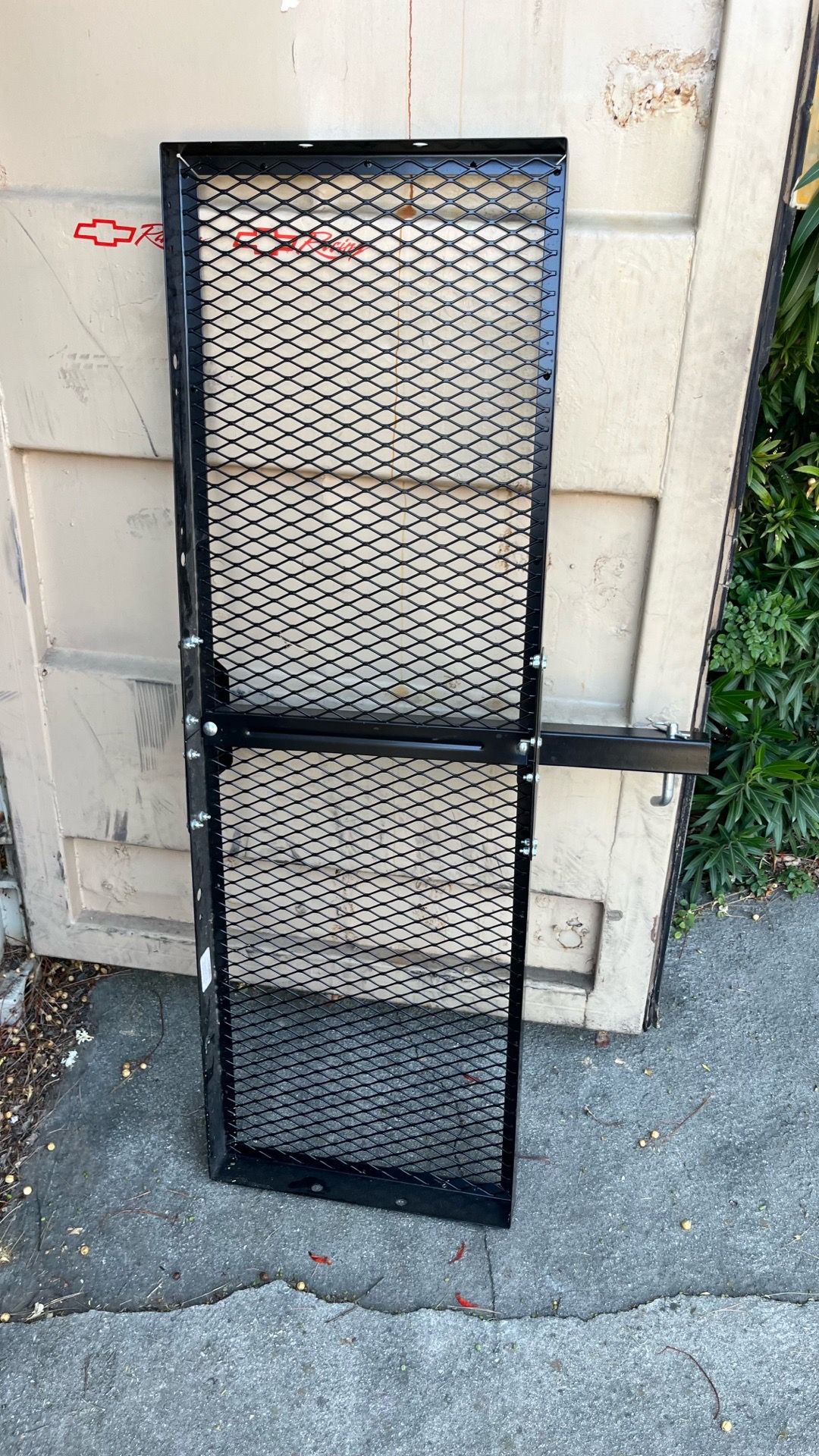 Hitch Mount Cargo Carrier rating 500lbs