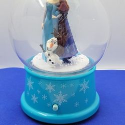 Disney Frozen Snow Globe Musical Snowing Elsa Anna Olaf Light Up Snowglobe