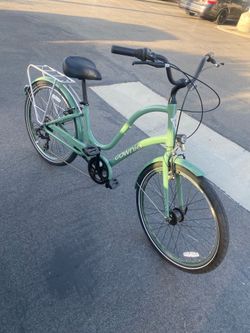 Électra townie 7 D aluminum frame tires 26”