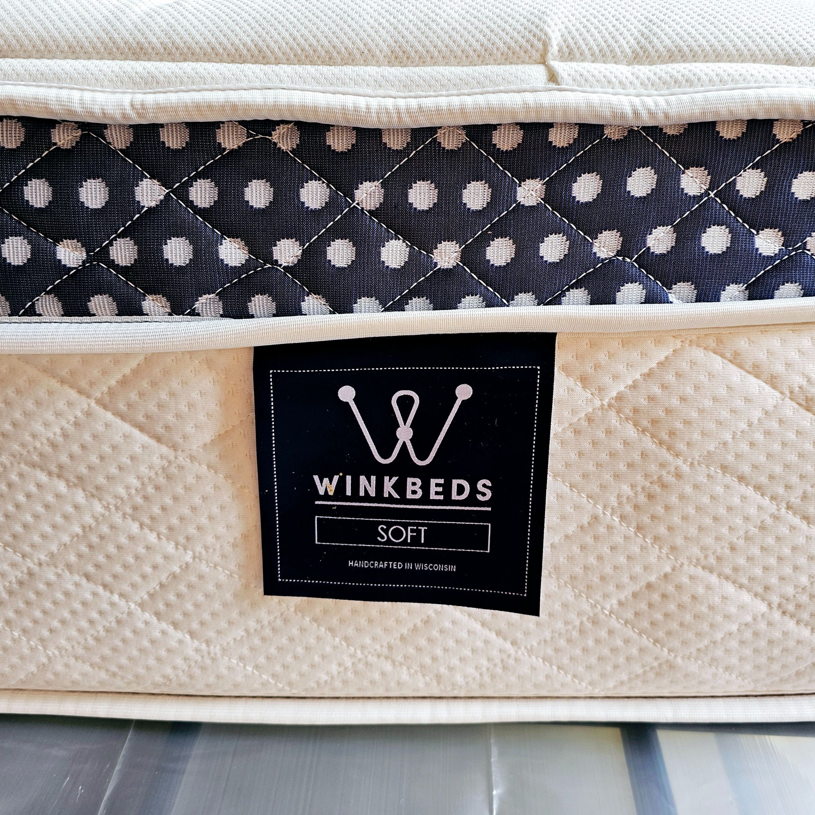 LIKE NEW! Soft WinkBed Queen Mattress - Delivery Available