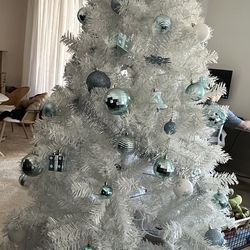 Free Christmas Tree + Ornaments