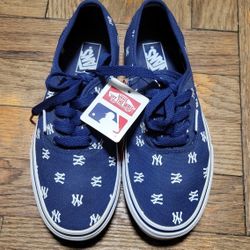 New Vans x MLB Yankees Kids Shoes Size 3