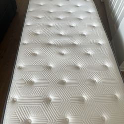 Twin mattress
