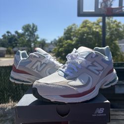 New Balances 9060 White trainers