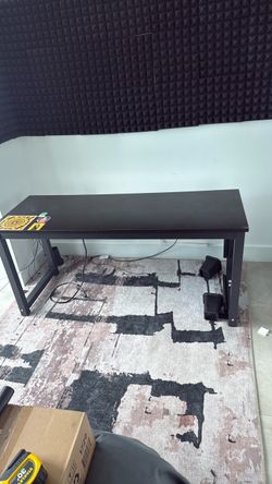 Free computer desk