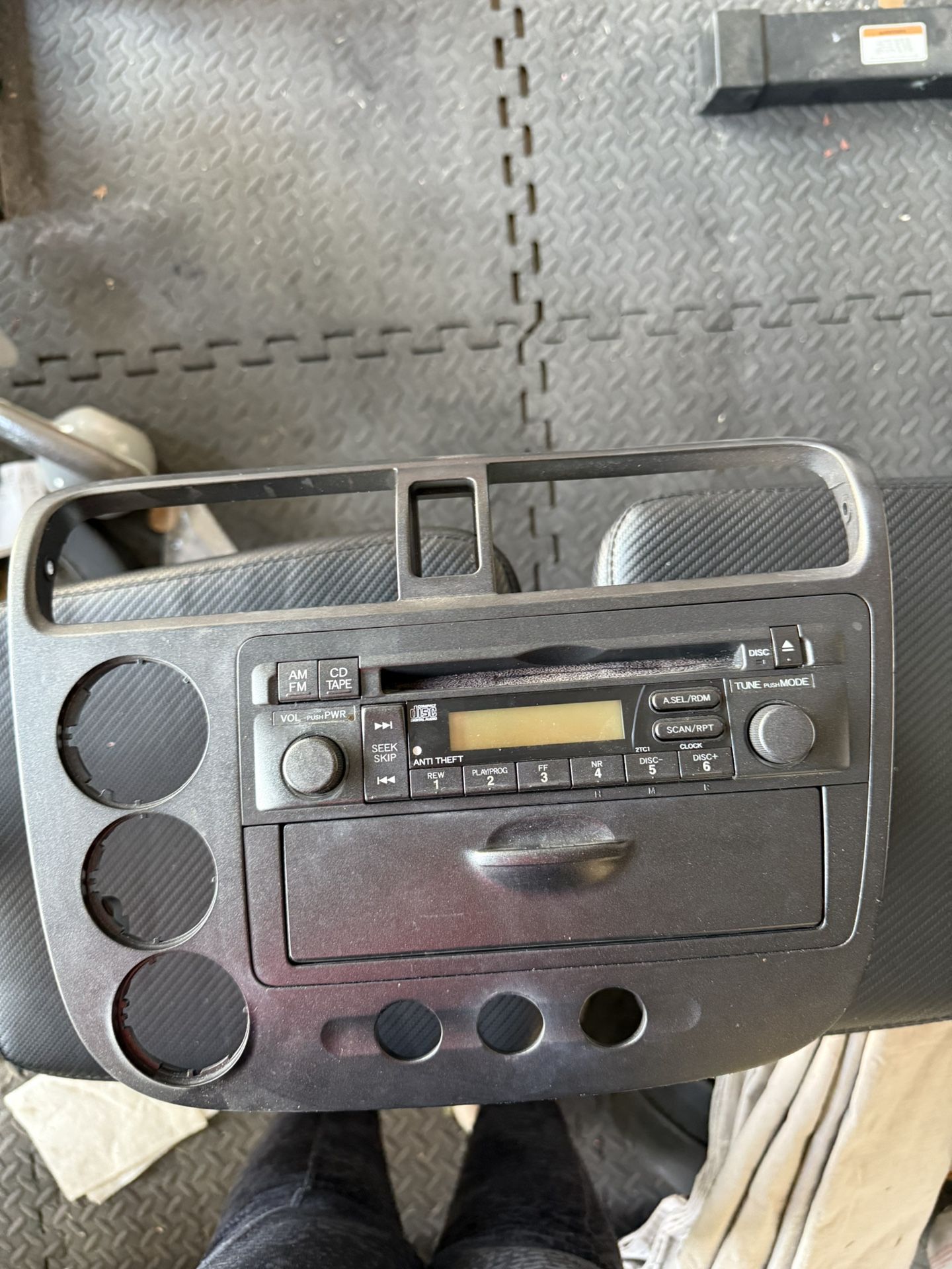 2002 Honda Civic Stock Radio