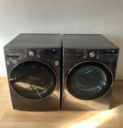(Delivery Included) LG Washer & GAS Dryer