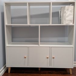 Great Condition Mid-Century Modern Bookshelf
