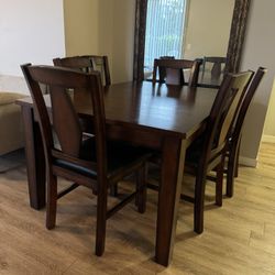 Dining Table Set