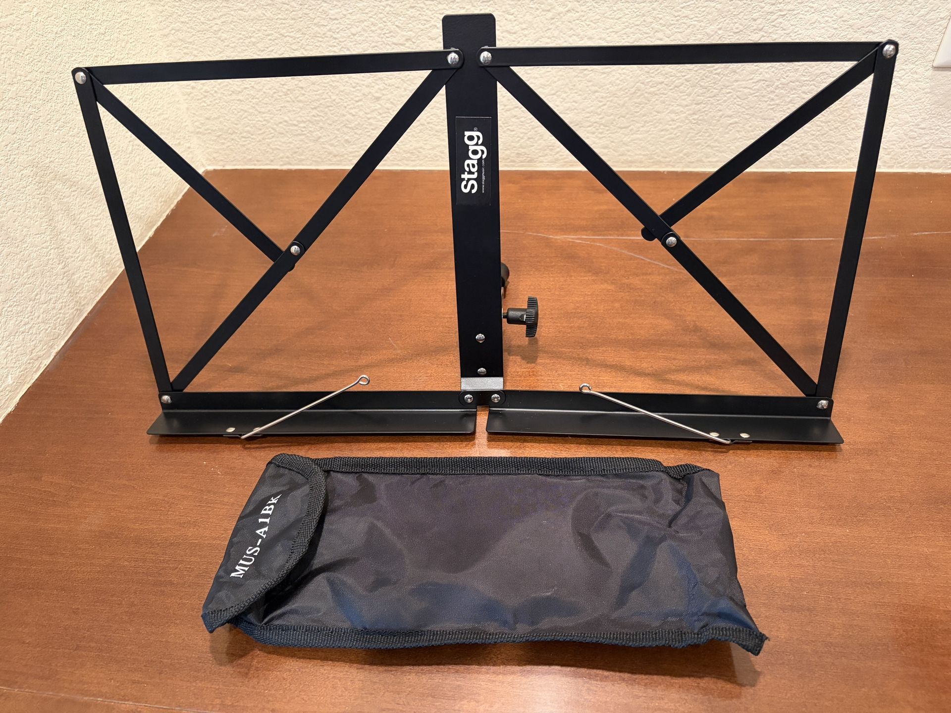 Stagg MUS-A1BK Music Stand - Table Top