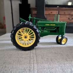 John Deere tractor $100