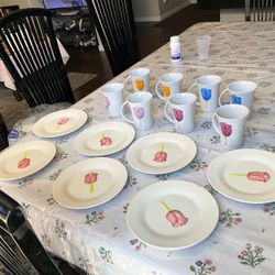 16 pieces of beautiful Tulip Ceramic Plate and Mug Set