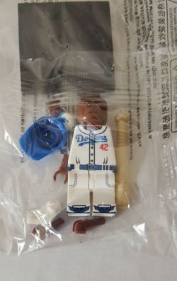 Jackie Robinson Brooklyn Dodgers #42 Baseball Mini Figure - New in bag sealed!