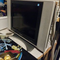 19 Inch Old Flatscreen