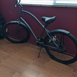 Black Cruiser Style, Bike