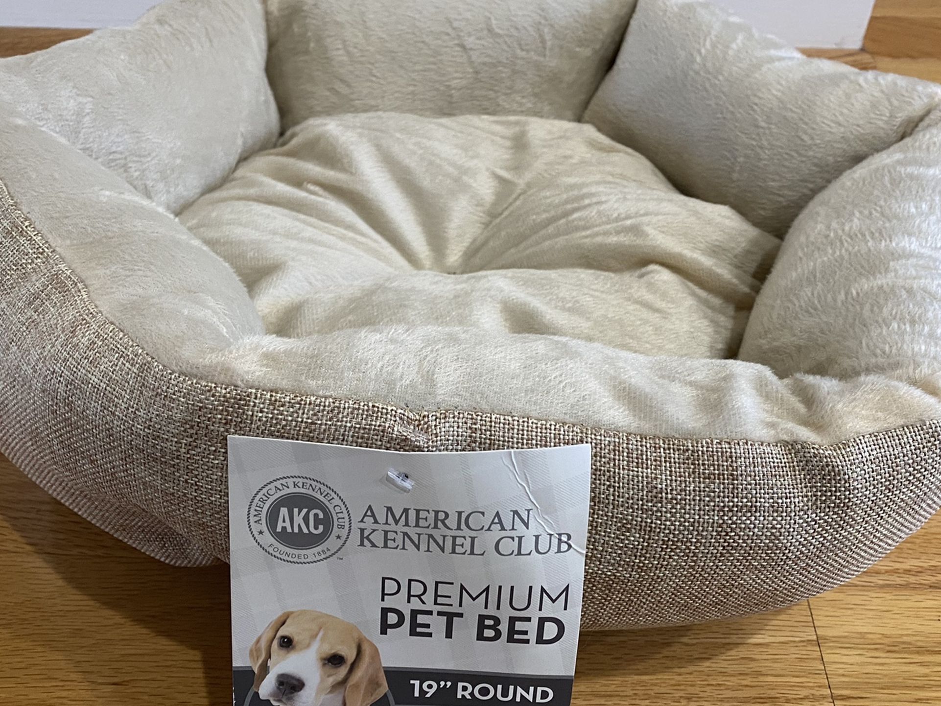 American Kennel Club Dog Bed