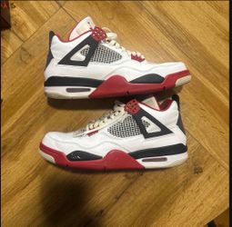 Air Jordan 4 Retro ‘Fire Red’ 2012
