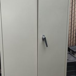 6 Ft Metal Cabinet