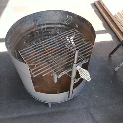 Trades Fire Pit BBQ Grill  Trade. 