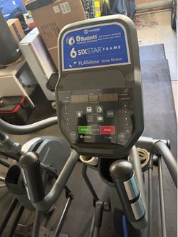 Horizon bluetooth elliptical