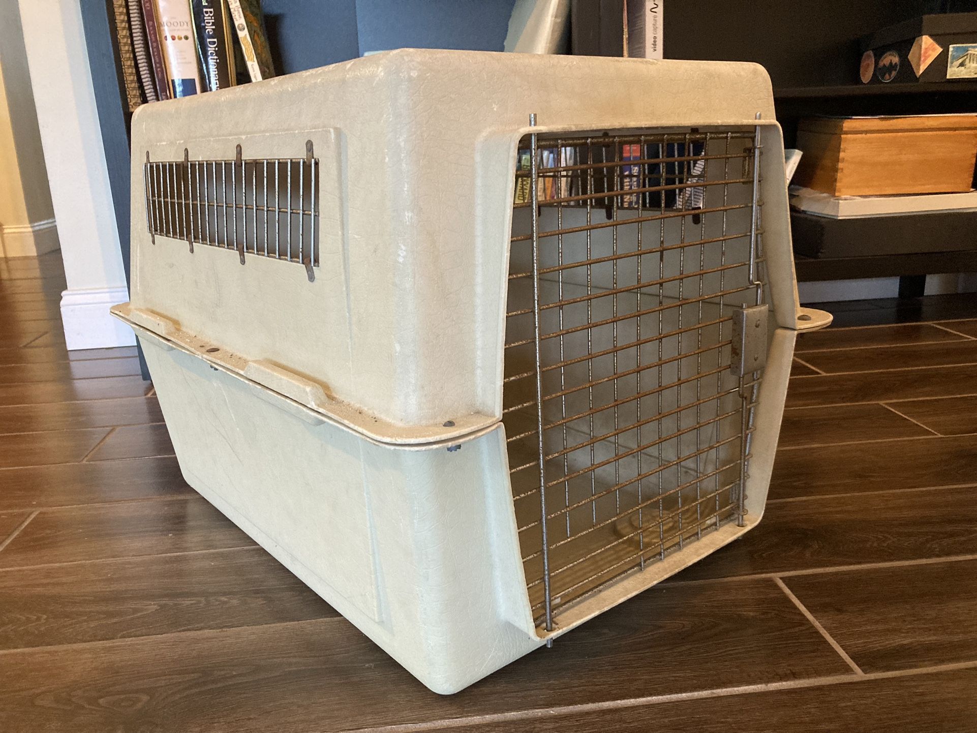 Hard Dog Travel Crate